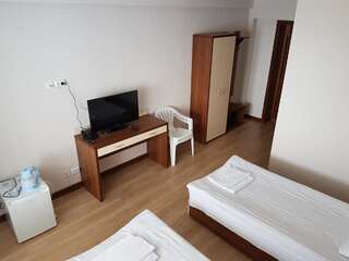 Отель Azure Sport Resort Булан-Соготту Двухместный номер с 2 отдельными кроватями и ванной комнатой-4